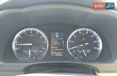 Внедорожник / Кроссовер Toyota Highlander 2014 в 