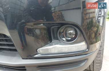 Внедорожник / Кроссовер Toyota Highlander 2014 в 