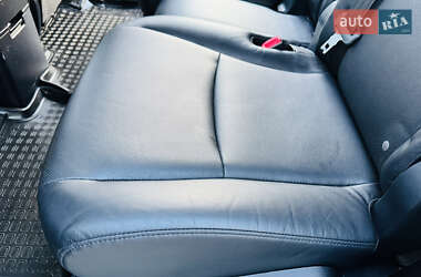Позашляховик / Кросовер Toyota Highlander 2012 в 