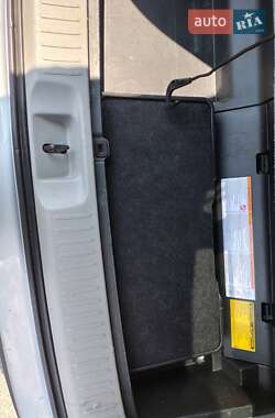 Позашляховик / Кросовер Toyota Highlander 2014 в 