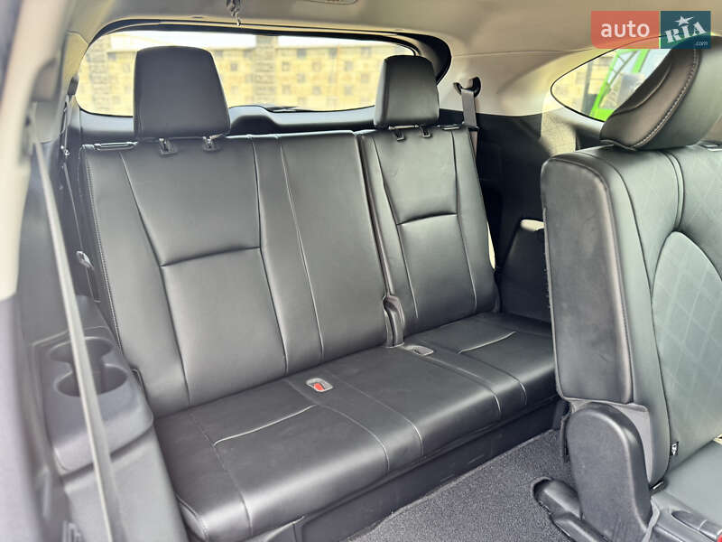 Внедорожник / Кроссовер Toyota Highlander 2020 в Ровно