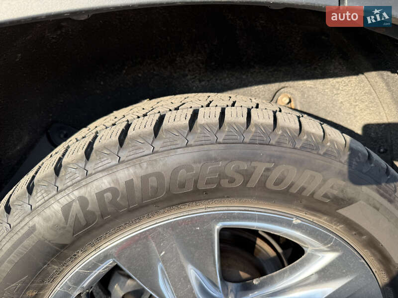 Внедорожник / Кроссовер Toyota Highlander 2018 в Киеве