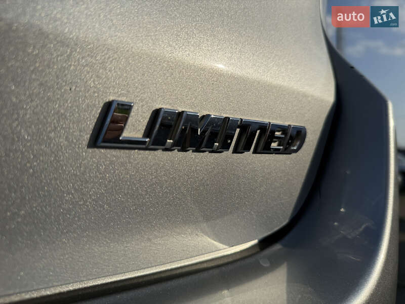 Внедорожник / Кроссовер Toyota Highlander 2018 в Киеве