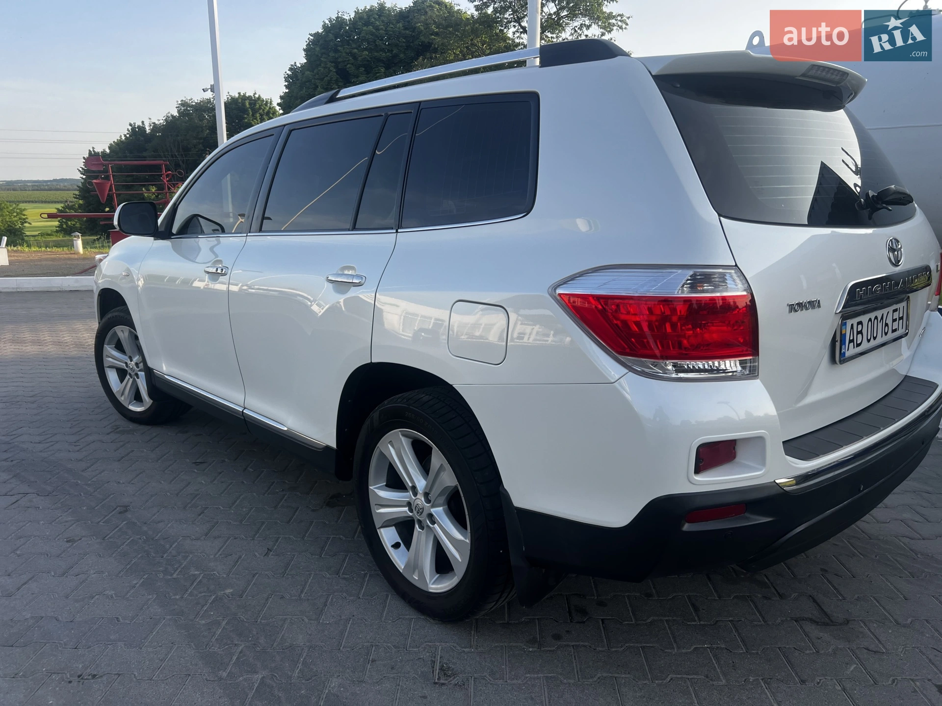 2013 Toyota Highlander - мініатюра 2