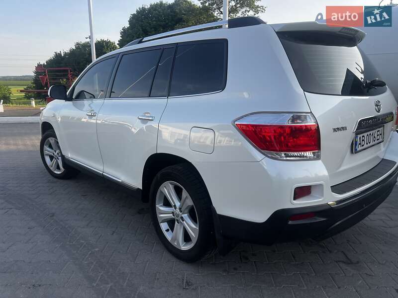 Позашляховик / Кросовер Toyota Highlander 2013 в Вінниці