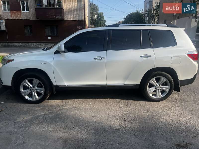 Позашляховик / Кросовер Toyota Highlander 2013 в Вінниці