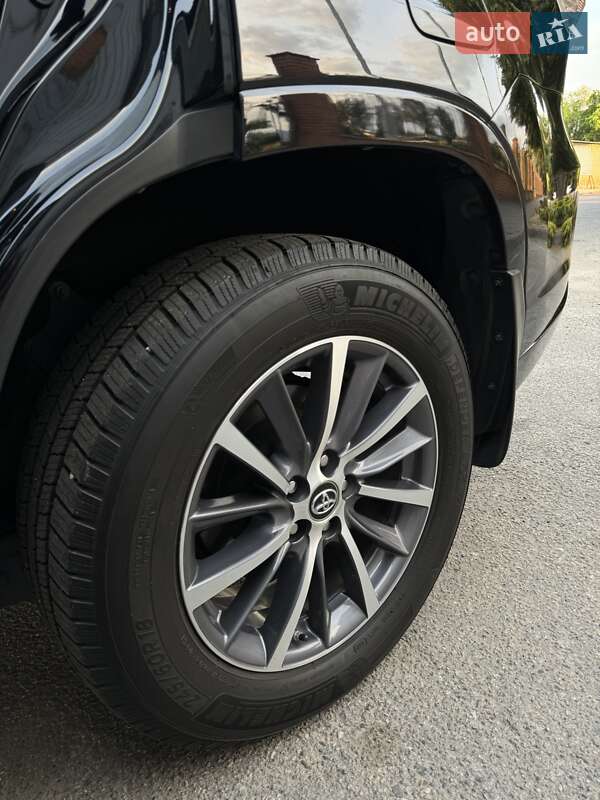 Позашляховик / Кросовер Toyota Highlander 2018 в Запоріжжі