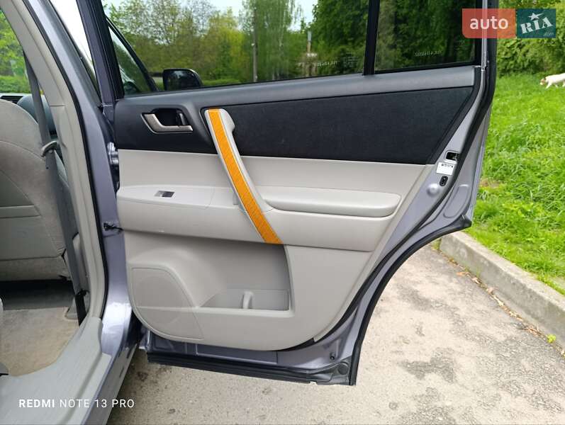 Внедорожник / Кроссовер Toyota Highlander 2008 в Тернополе