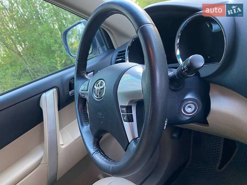 Позашляховик / Кросовер Toyota Highlander 2013 в Вінниці
