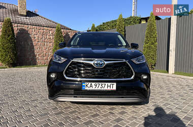 Toyota Highlander 2021