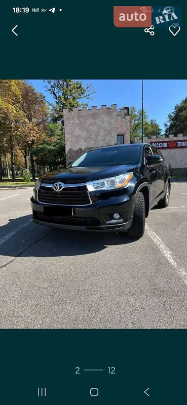 Внедорожник / Кроссовер Toyota Highlander 2015 в Харькове