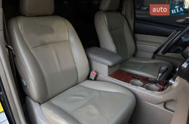 Внедорожник / Кроссовер Toyota Highlander 2007 в 