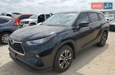 Toyota Highlander 2020