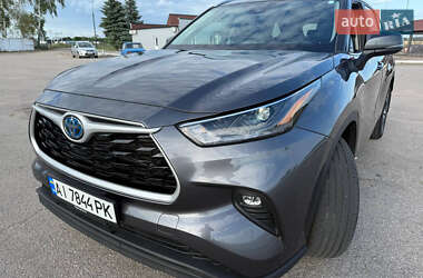 Внедорожник / Кроссовер Toyota Highlander 2023 в Киеве