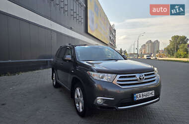 Позашляховик / Кросовер Toyota Highlander 2012 в Вишгороді