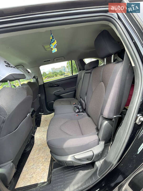 Внедорожник / Кроссовер Toyota Highlander 2023 в Львове