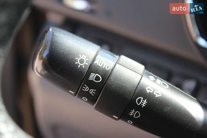 Внедорожник / Кроссовер Toyota Highlander 2011 в Днепре
