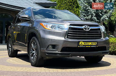 Внедорожник / Кроссовер Toyota Highlander 2016 в Львове