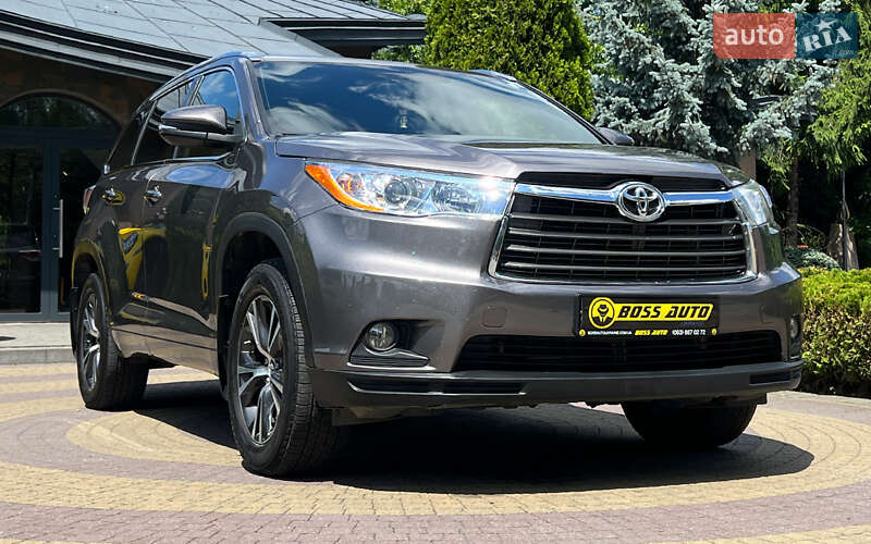 Toyota Highlander 2016