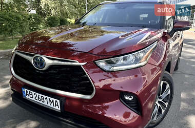 Внедорожник / Кроссовер Toyota Highlander 2022 в Киеве