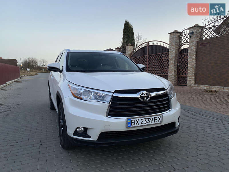 Позашляховик / Кросовер Toyota Highlander 2016 в Хмельницькому