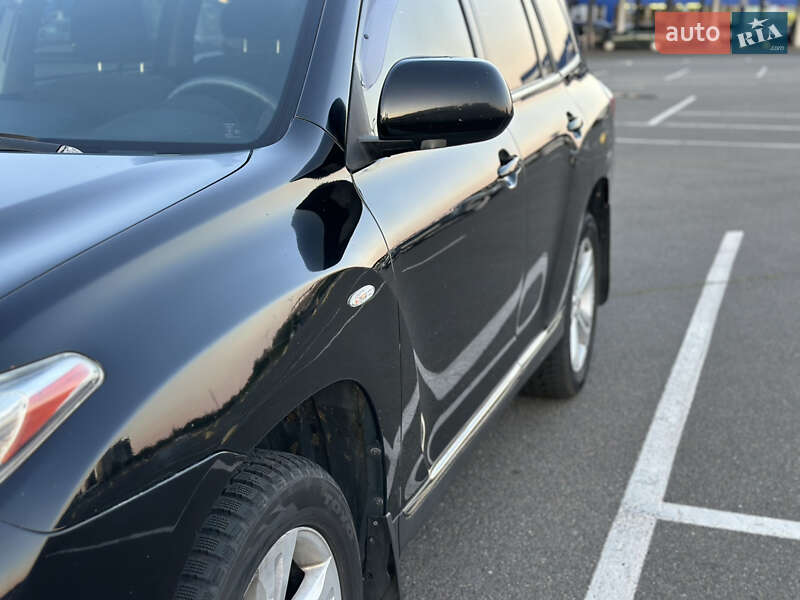 Позашляховик / Кросовер Toyota Highlander 2011 в Києві