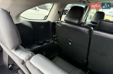 Позашляховик / Кросовер Toyota Highlander 2023 в 
