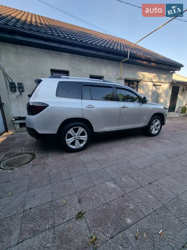 Внедорожник / Кроссовер Toyota Highlander 2011 в Днепре фото 5 Внедорожник / Кроссовер Toyota Highlander 2011 в Днепре