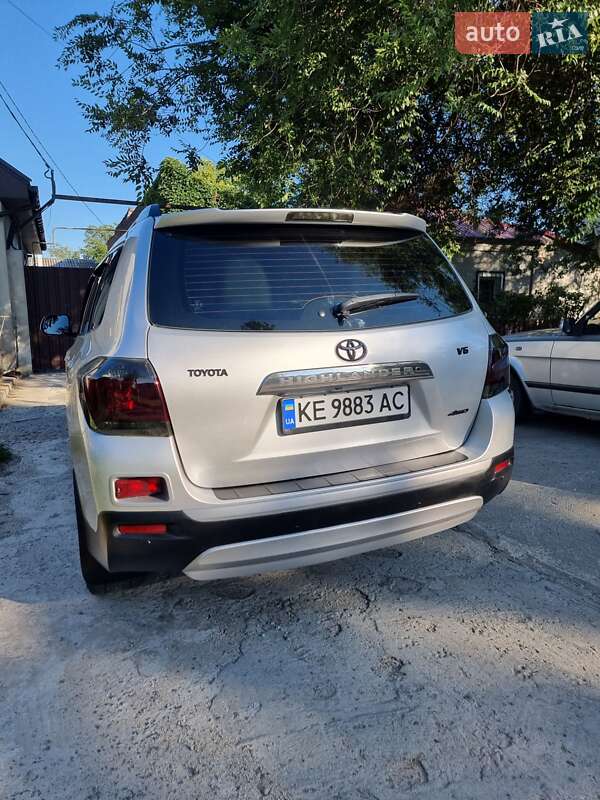 Внедорожник / Кроссовер Toyota Highlander 2011 в Днепре фото 8 Внедорожник / Кроссовер Toyota Highlander 2011 в Днепре