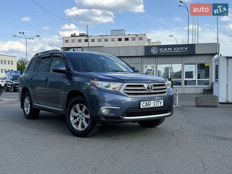 Toyota Highlander 2013