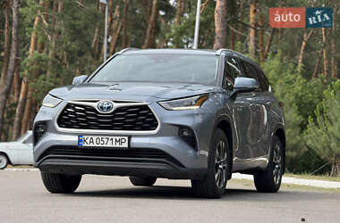 Позашляховик / Кросовер Toyota Highlander 2021 в Києві