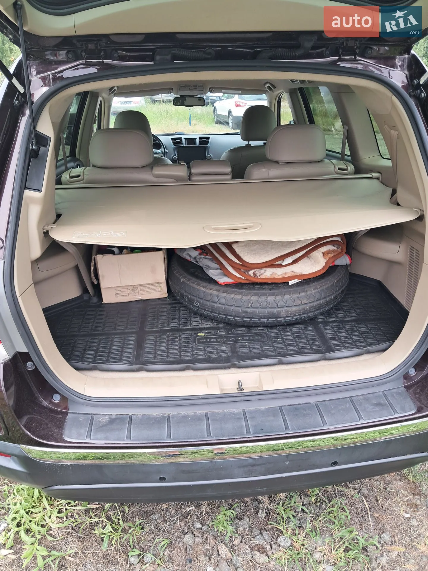 2011 Toyota Highlander - мініатюра 2