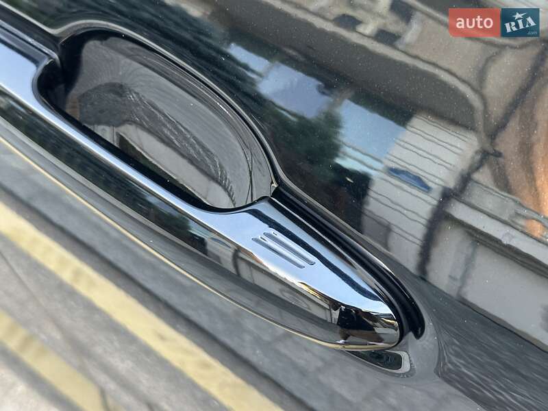 Внедорожник / Кроссовер Toyota Highlander 2022 в Киеве