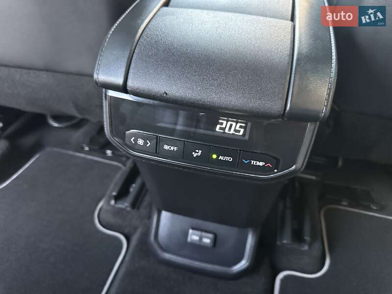 Внедорожник / Кроссовер Toyota Highlander 2022 в Киеве