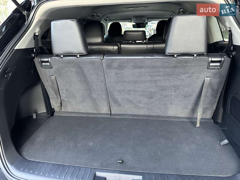 Внедорожник / Кроссовер Toyota Highlander 2022 в Киеве