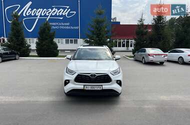 Внедорожник / Кроссовер Toyota Highlander 2025 в 