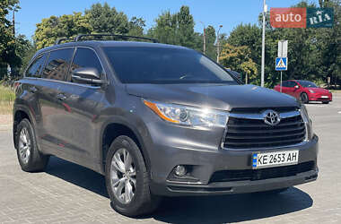 Внедорожник / Кроссовер Toyota Highlander 2015 в Кривом Роге