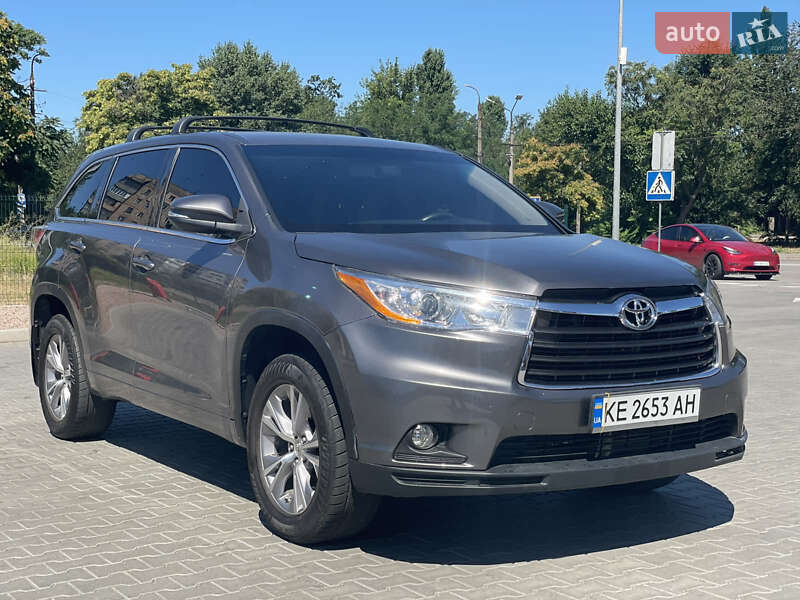 Toyota Highlander 2015