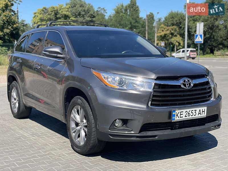 Внедорожник / Кроссовер Toyota Highlander 2015 в Кривом Роге фото 10 Внедорожник / Кроссовер Toyota Highlander 2015 в Кривом Роге