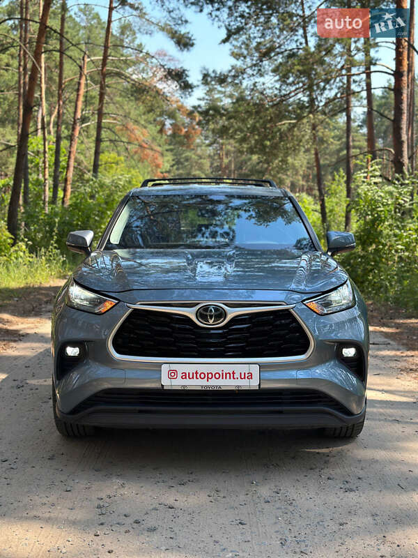 Toyota Highlander 2020
