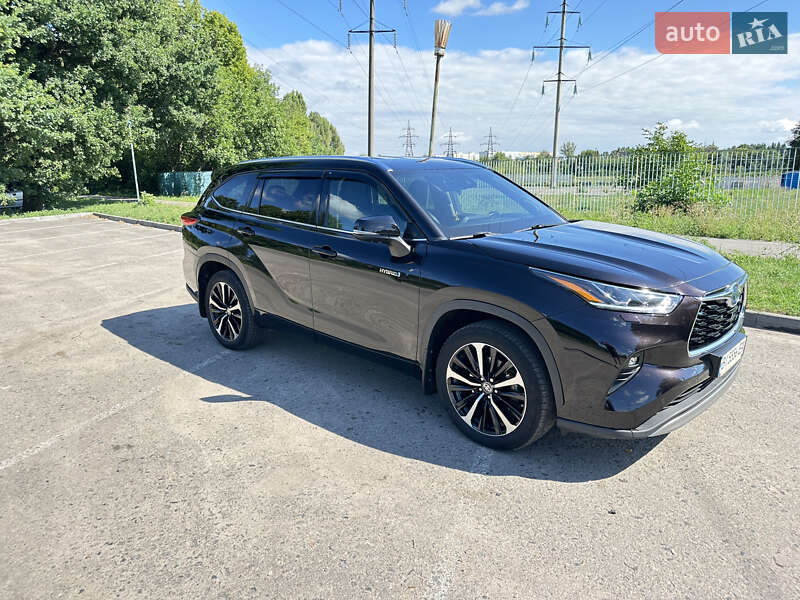 Внедорожник / Кроссовер Toyota Highlander 2021 в Полтаве фото 2 Внедорожник / Кроссовер Toyota Highlander 2021 в Полтаве