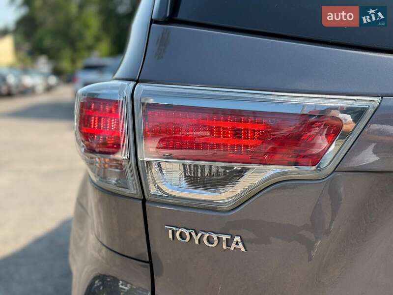 Внедорожник / Кроссовер Toyota Highlander 2014 в Виннице фото 10 Внедорожник / Кроссовер Toyota Highlander 2014 в Виннице