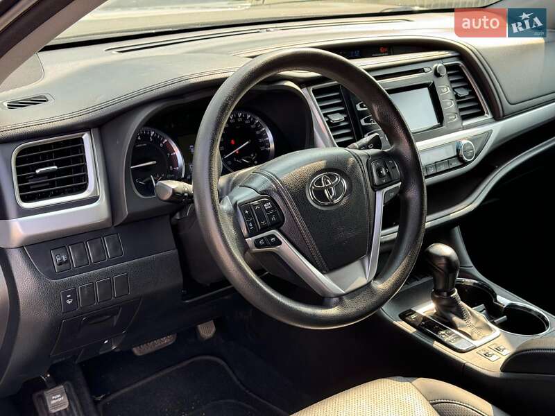 Внедорожник / Кроссовер Toyota Highlander 2014 в Виннице фото 20 Внедорожник / Кроссовер Toyota Highlander 2014 в Виннице