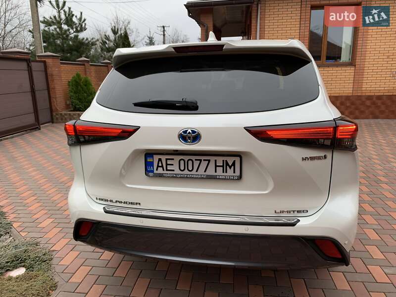 Позашляховик / Кросовер Toyota Highlander 2020 в Кривому Розі