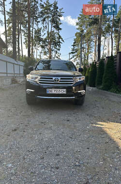Внедорожник / Кроссовер Toyota Highlander 2010 в Киеве