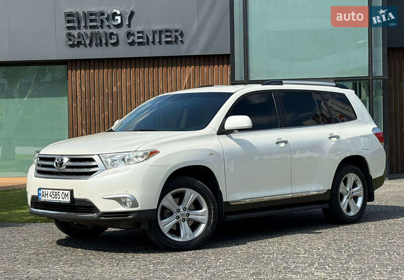 Toyota Highlander 2013