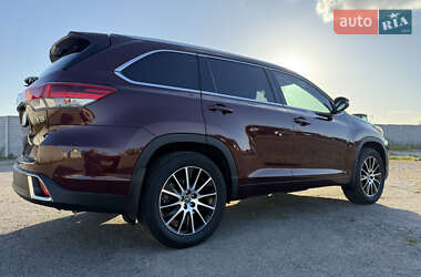 Позашляховик / Кросовер Toyota Highlander 2019 в Вінниці