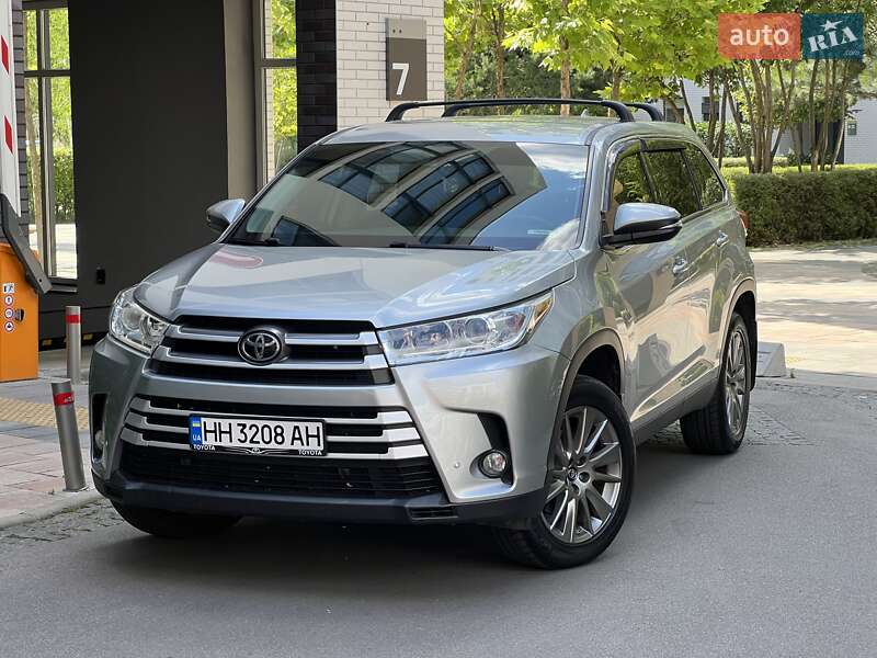 Toyota Highlander 2018
