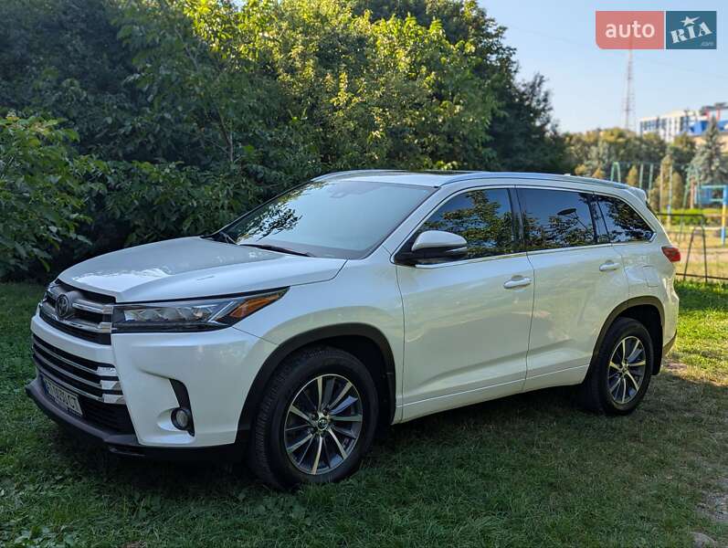 Позашляховик / Кросовер Toyota Highlander 2018 в Івано-Франківську фото 3 Позашляховик / Кросовер Toyota Highlander 2018 в Івано-Франківську
