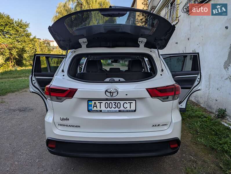 Позашляховик / Кросовер Toyota Highlander 2018 в Івано-Франківську фото 19 Позашляховик / Кросовер Toyota Highlander 2018 в Івано-Франківську